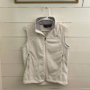 Mountain Hardware White and Gray Cozy Vest, Size M